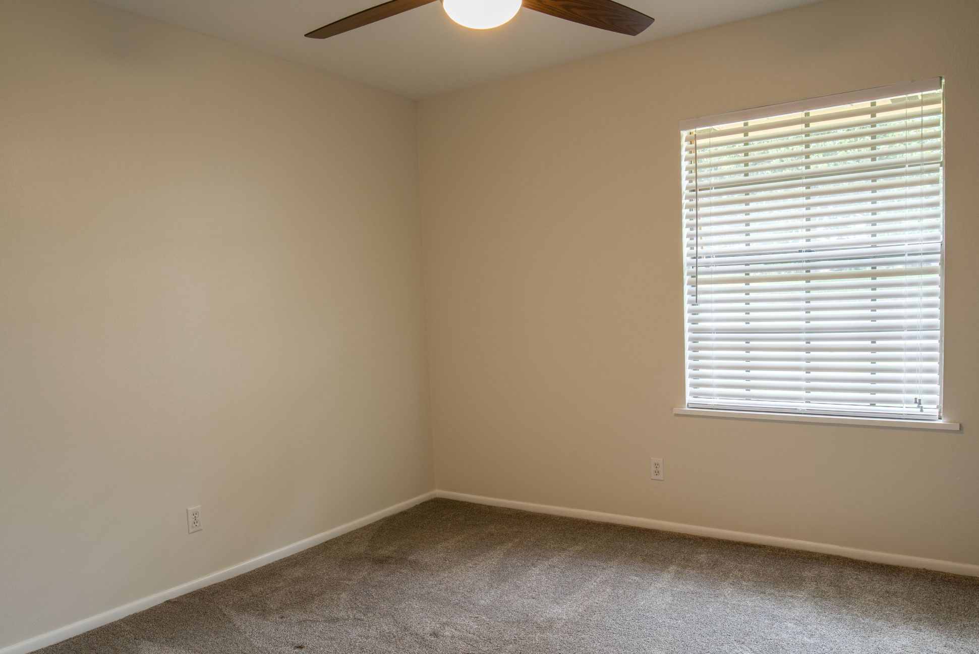 401 West 5th Street Brenham, TX 77833 - Photo 17 of 23