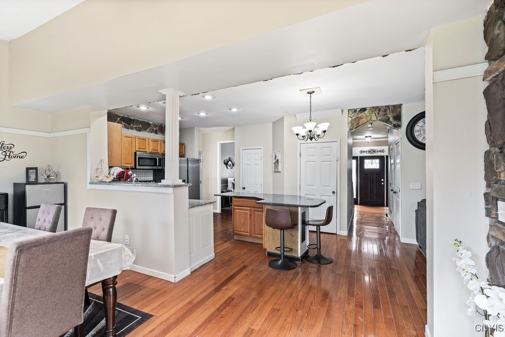 8249 Dampier Circle Clay, NY 13090 - Photo 17 of 45