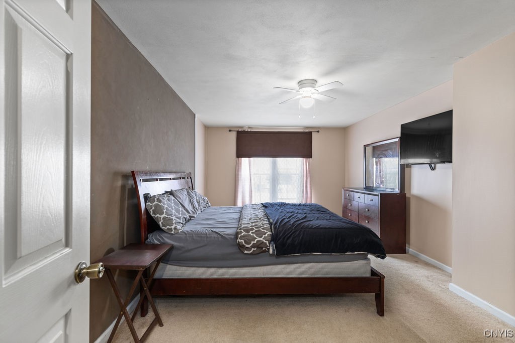 8249 Dampier Circle Clay, NY 13090 - Photo 24 of 45