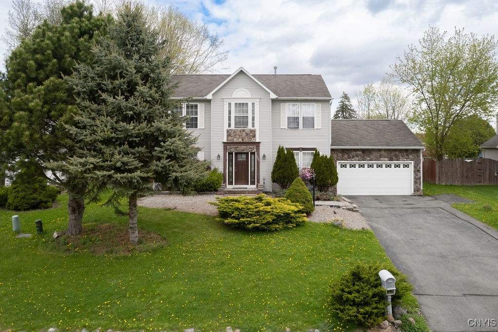 8249 Dampier Circle Clay, NY 13090 - Photo 4 of 45