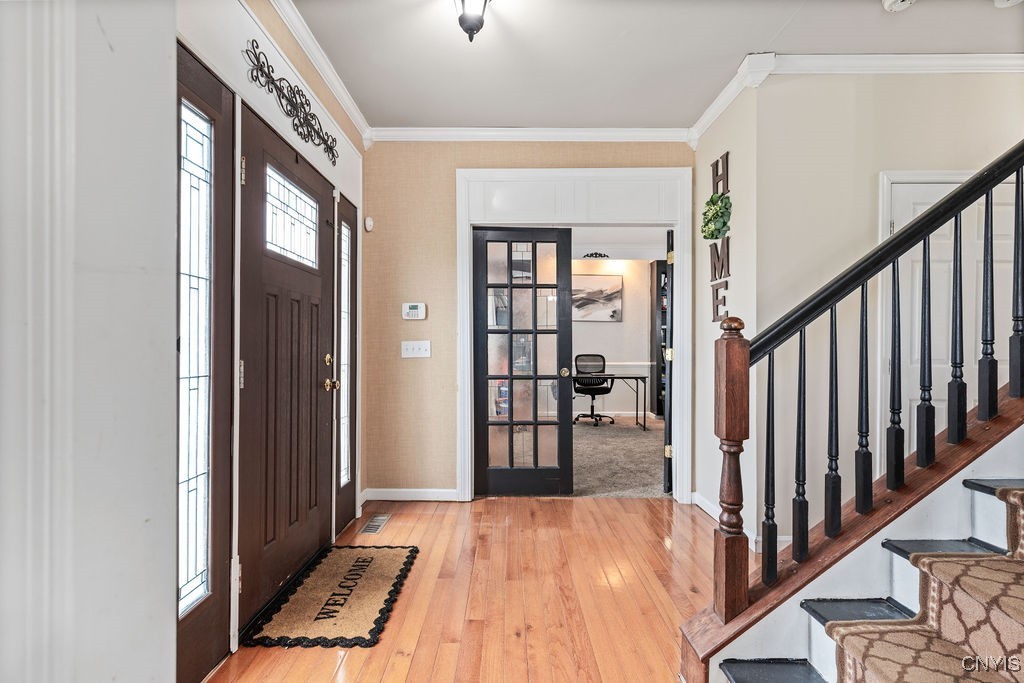 8249 Dampier Circle Clay, NY 13090 - Photo 6 of 45