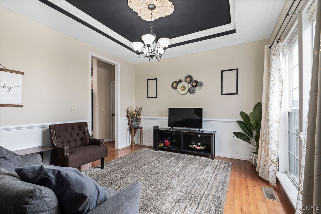 8249 Dampier Circle Clay, NY 13090 - Photo 8 of 45