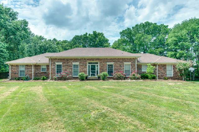 2000 Hartland Road Franklin, TN 37069 - Photo 2 of 20 Gallery Image 2