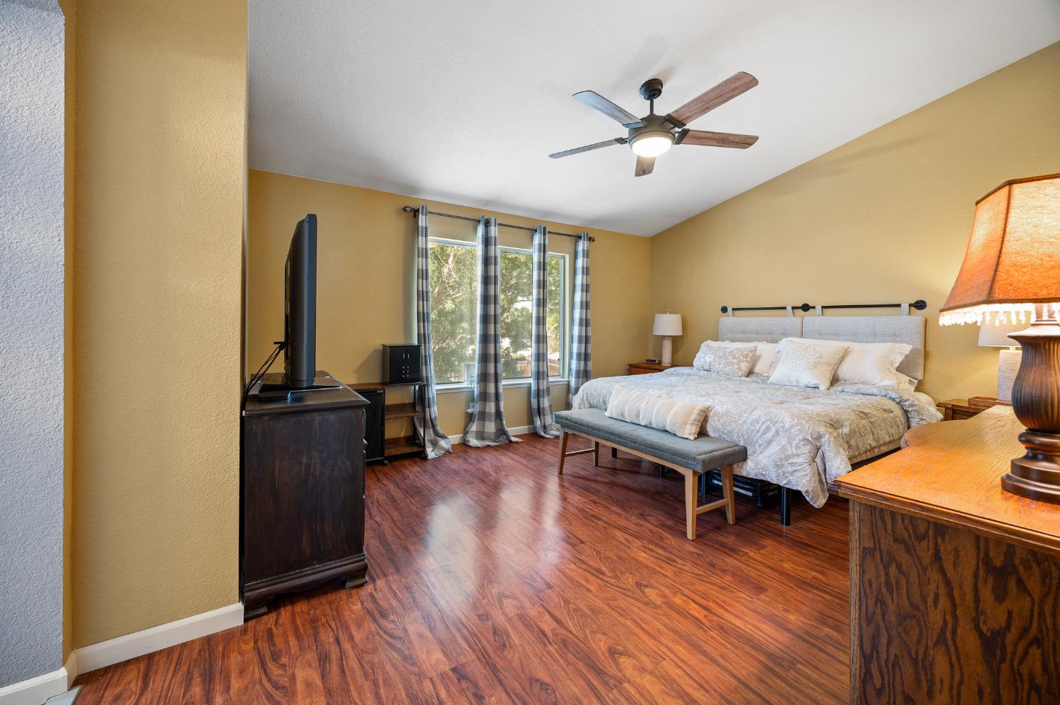 321 High Point Court Modesto, CA 95357 - Photo 35 of 65