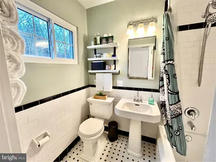 $349,000 | 1649 Fitzgerald Lane, Alexandria, VA 22302