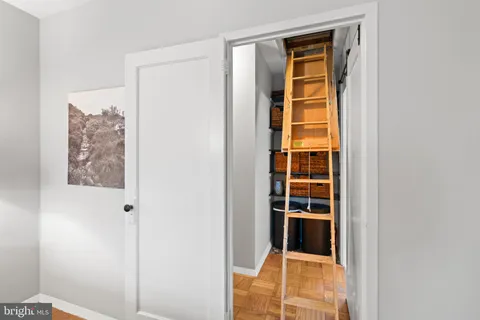 $349,000 | 1649 Fitzgerald Lane, Alexandria, VA 22302