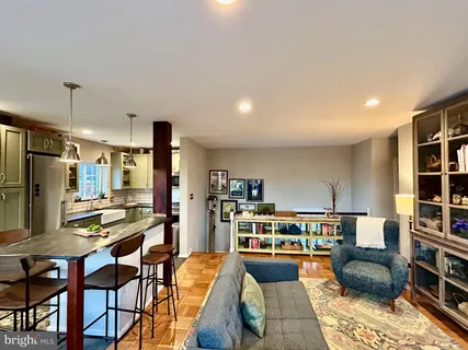 $349,000 | 1649 Fitzgerald Lane, Alexandria, VA 22302