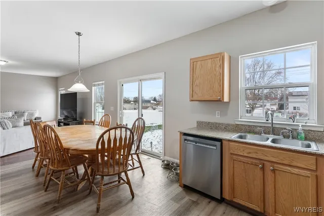 $420,000 | 14 Morris Crescent, West Seneca, NY 14224