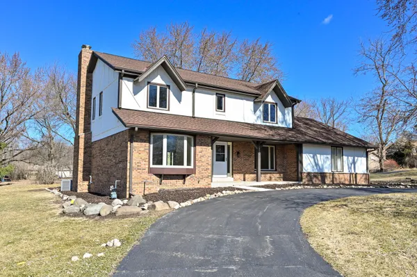 $725,000 | 20300 Yorktown Court, Brookfield, WI 53045