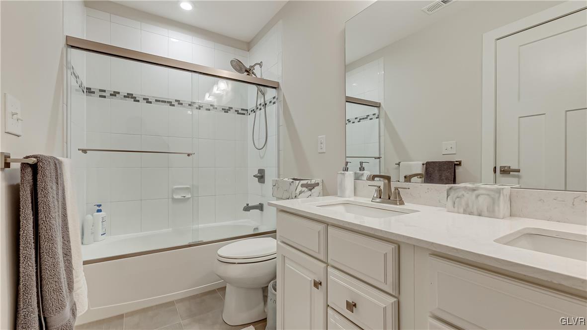 4806 Rafi Road Easton, PA 18045 - Photo 29 of 50 Bathroom 2nd floor