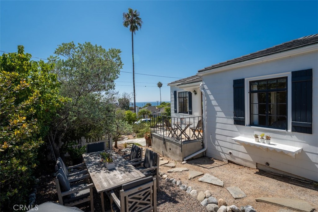 500 Mountain Road Laguna Beach, CA 92651 - Photo 15 of 36