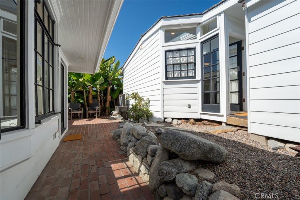 500 Mountain Road Laguna Beach, CA 92651 - Photo 25 of 36