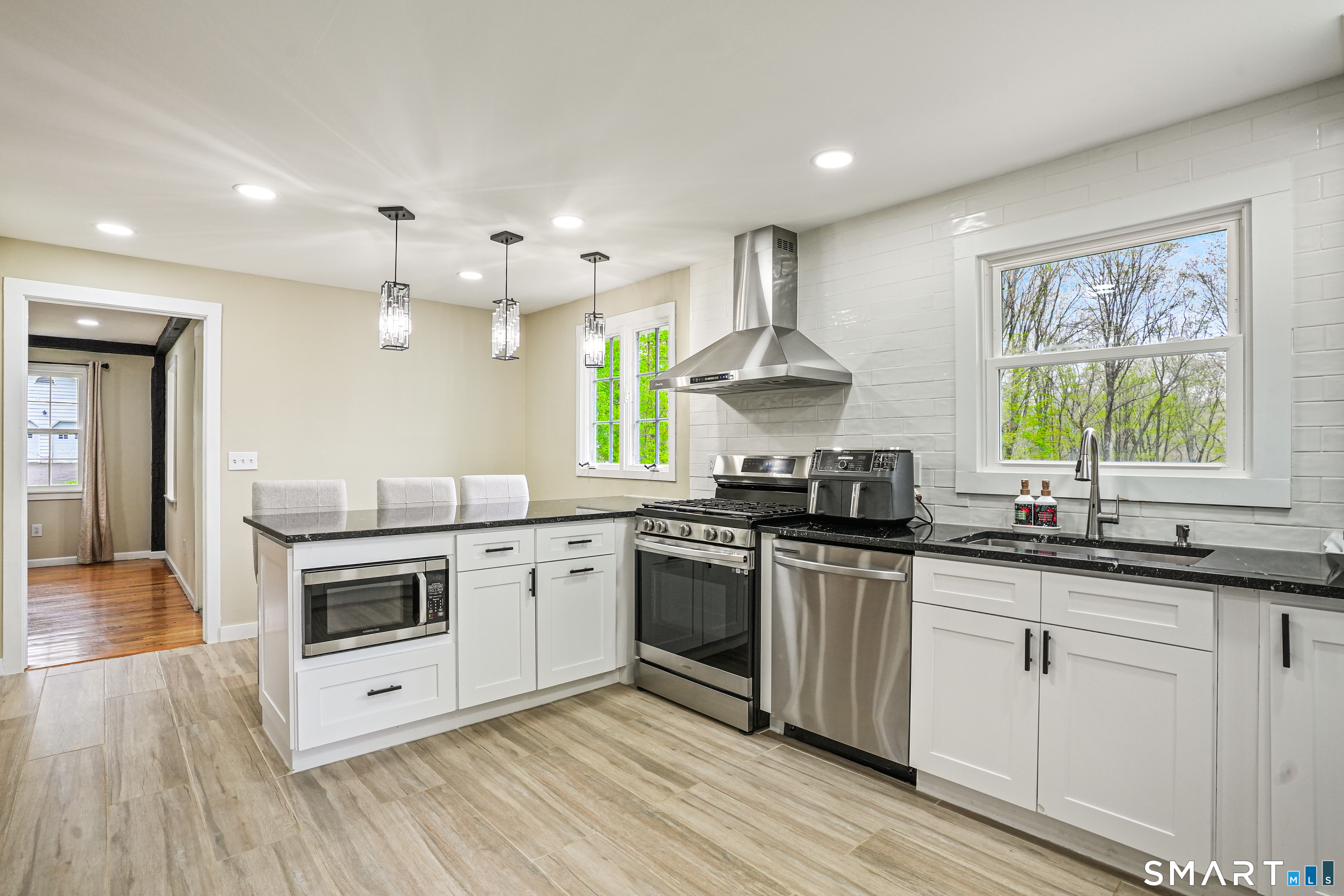 6 Winding Road Brookfield, CT 06804 - Photo 12 of 40