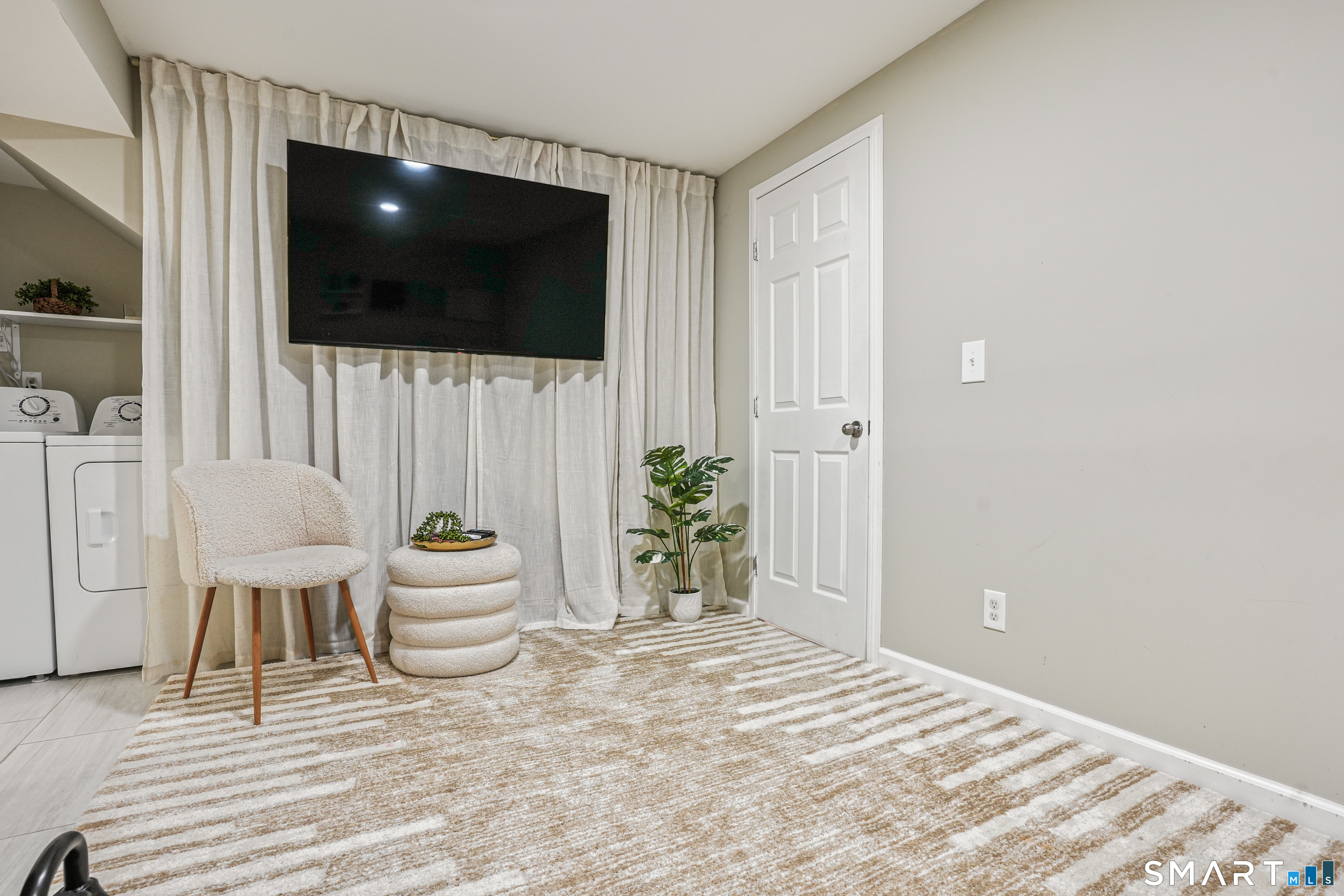 6 Winding Road Brookfield, CT 06804 - Photo 30 of 40 In Law Apartment