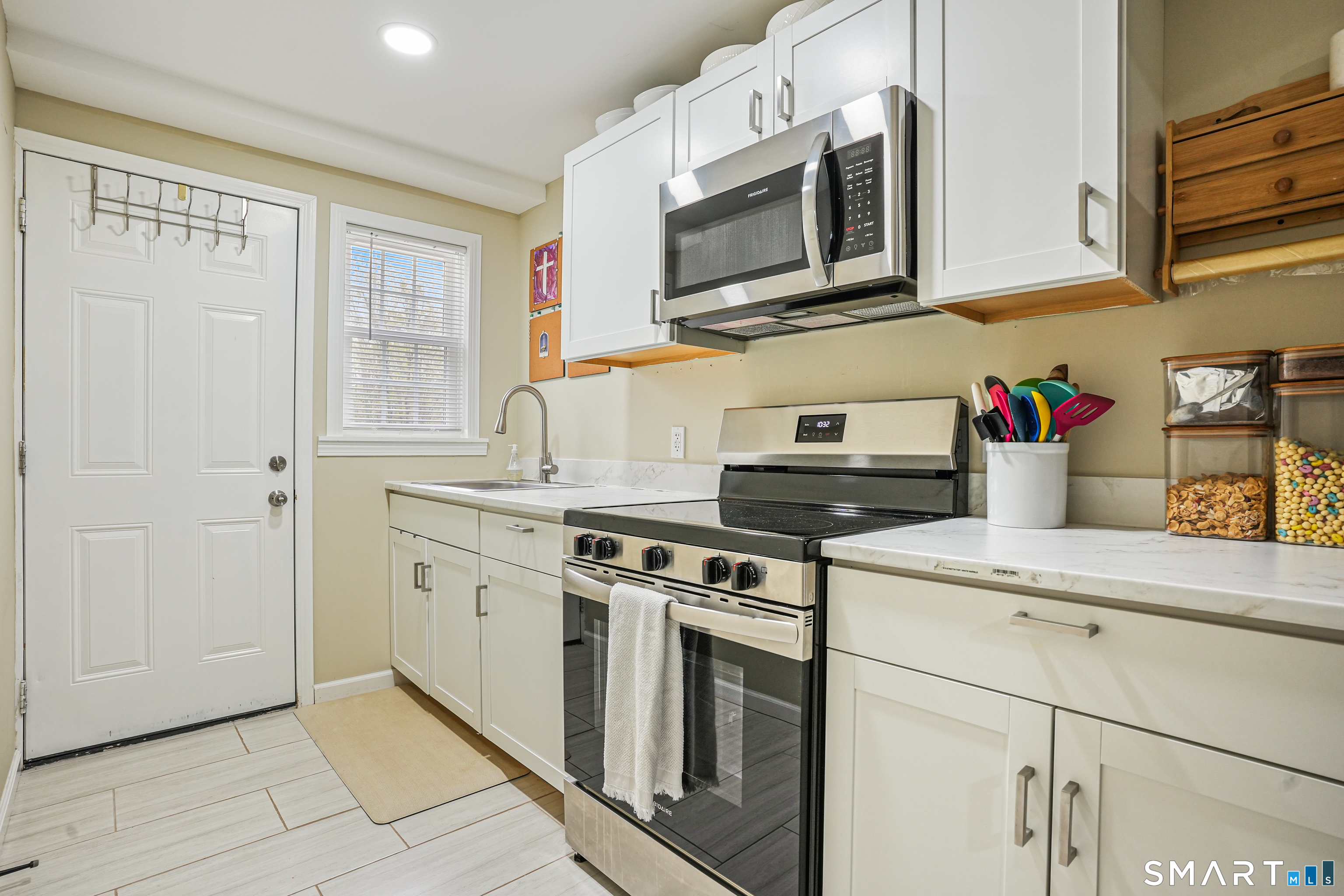 6 Winding Road Brookfield, CT 06804 - Photo 31 of 40 In Law Apartment