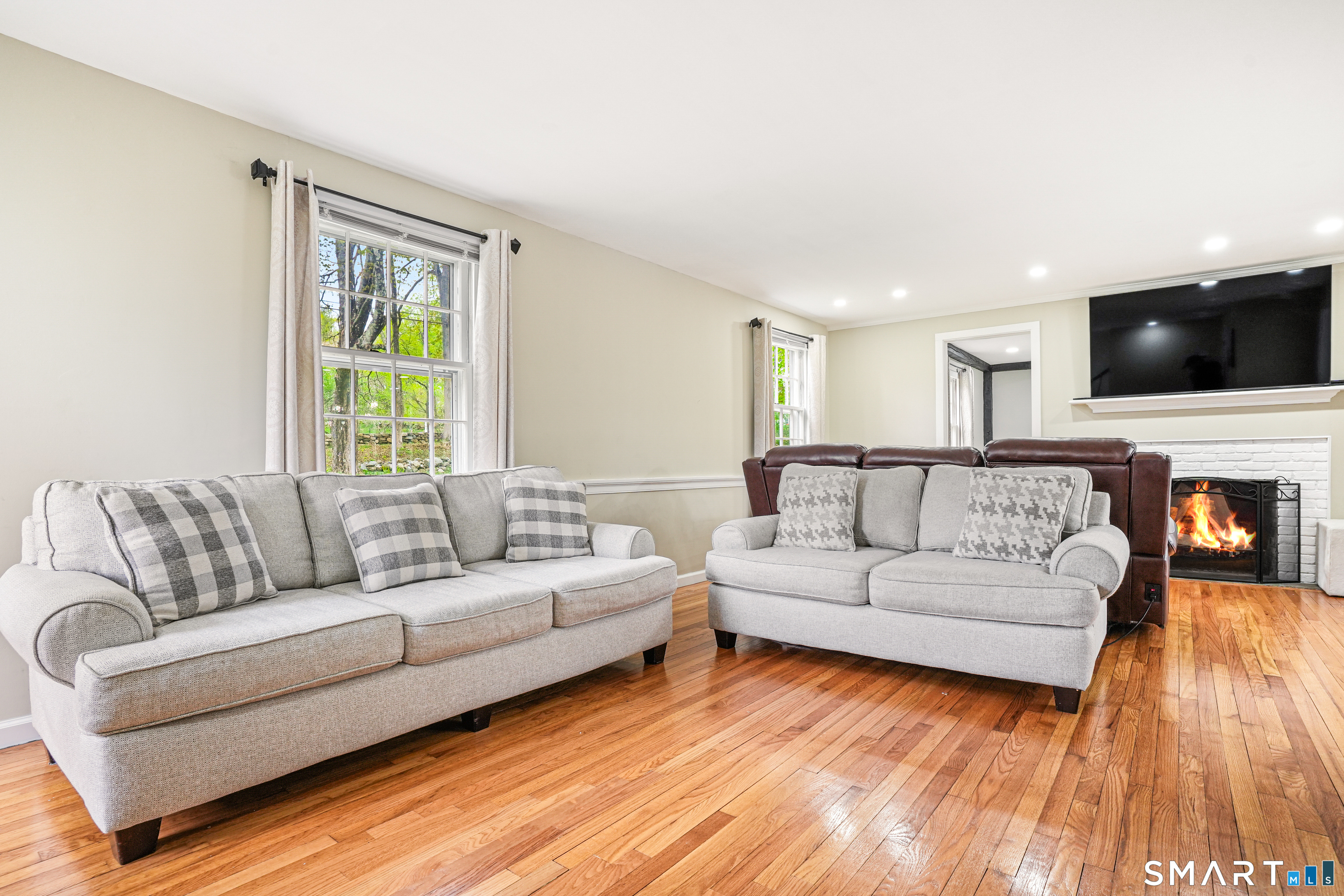 6 Winding Road Brookfield, CT 06804 - Photo 5 of 40