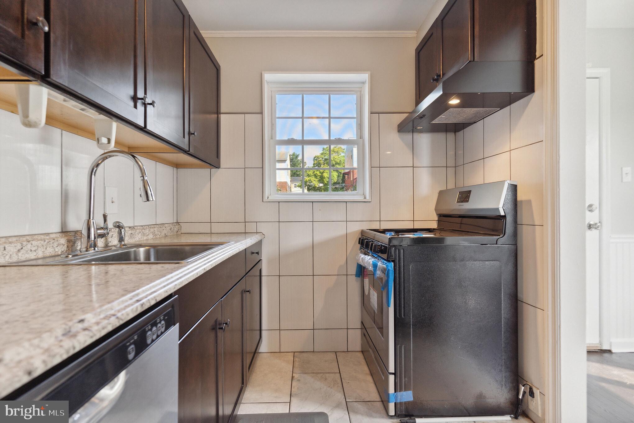7224 Annapolis Road Hyattsville, MD 20784 - Photo 14 of 36 Gallery Image 14