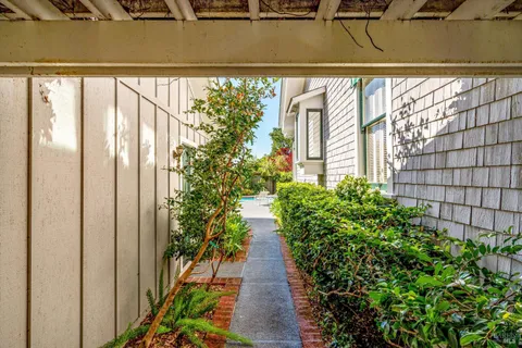 $2,775,000 | 275 France Street, Sonoma, CA 95476