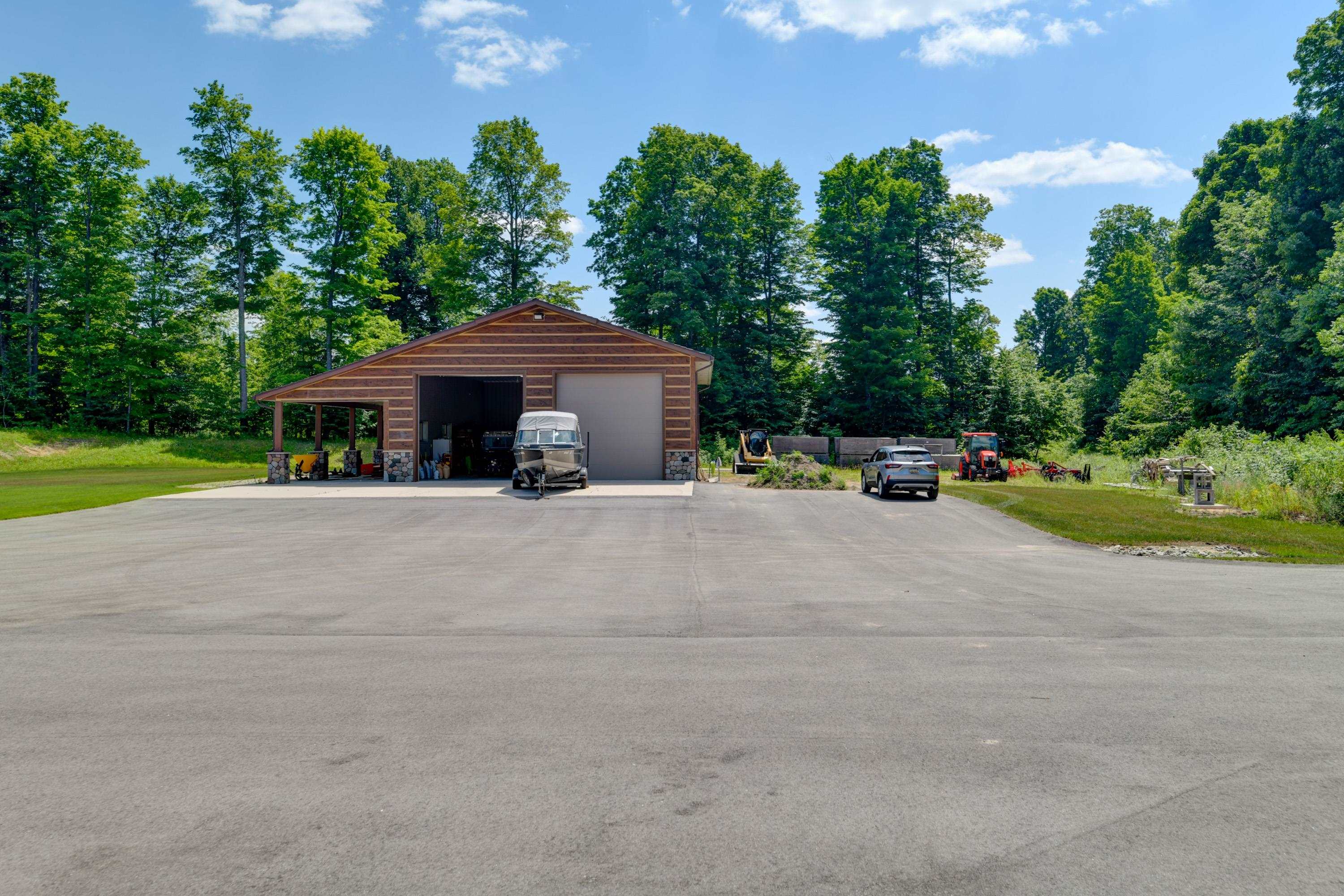 3375 Crum Road Benzonia, MI 49616 - Photo 51 of 71 Gallery Image 51