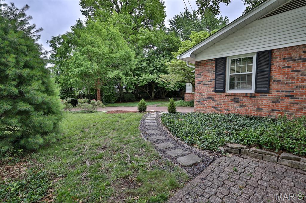 1000 Schwarz Road Edwardsville, IL 62025 - Photo 5 of 96