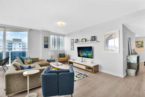 $4,200 | 601 Northeast 23rd Street, Unit 1403, Miami, FL 33137