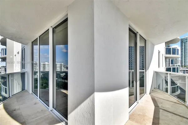 $4,200 | 601 Northeast 23rd Street, Unit 1403, Miami, FL 33137