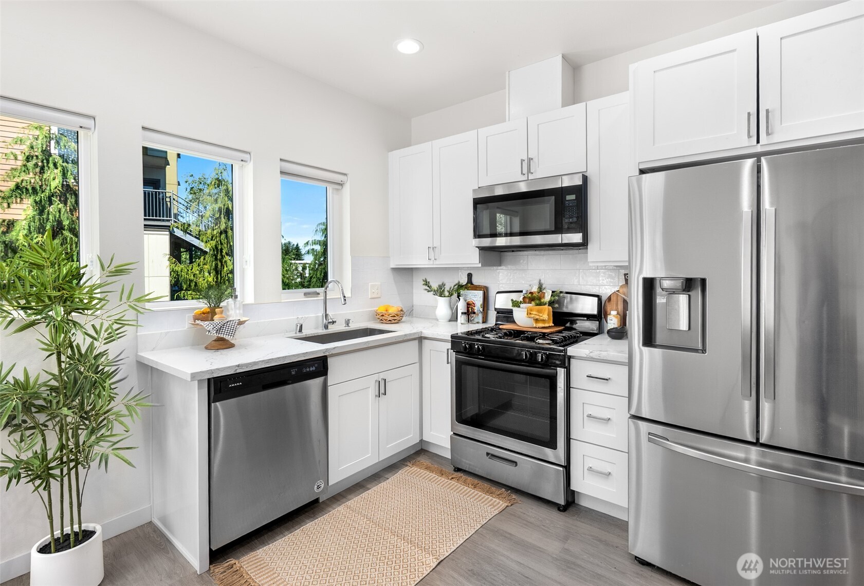 17510 West Main Street, Unit F104 Monroe, WA 98272 - Photo 4 of 15