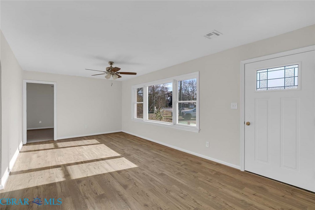 353 Fox Hill Road Hampton, VA 23669 - Photo 7 of 27