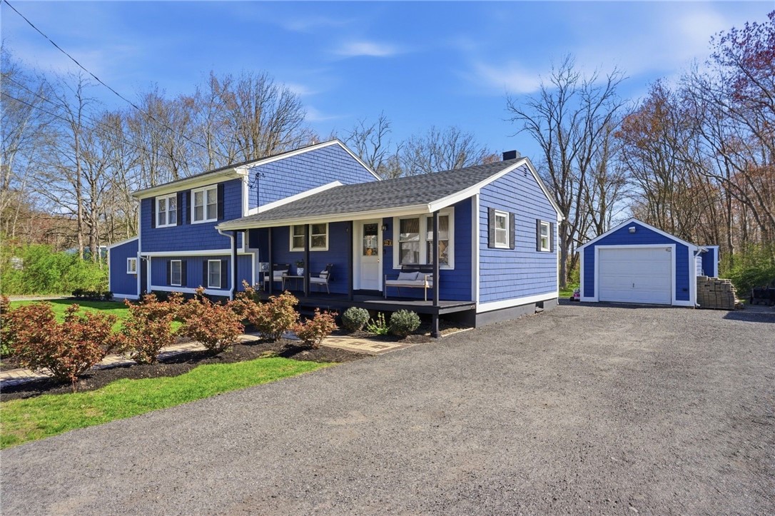 22 Pennsylvania Avenue Warren, RI 02885 - Photo 2 of 31