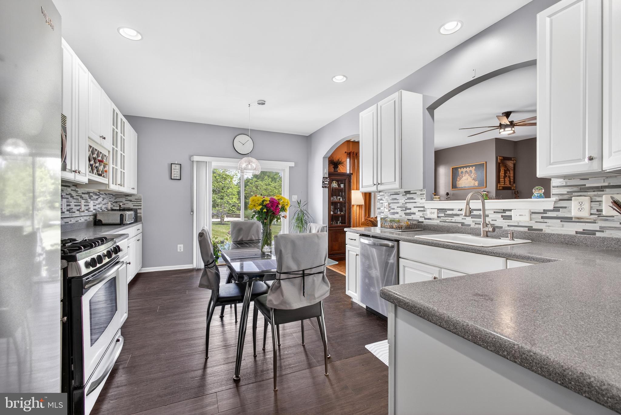 13 Cypress Point Road Westampton, NJ 08060 - Photo 12 of 34 Recessed lighting
