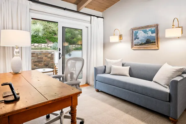 $7,900 | 901 Cheltenham Road, Santa Barbara, CA 93105