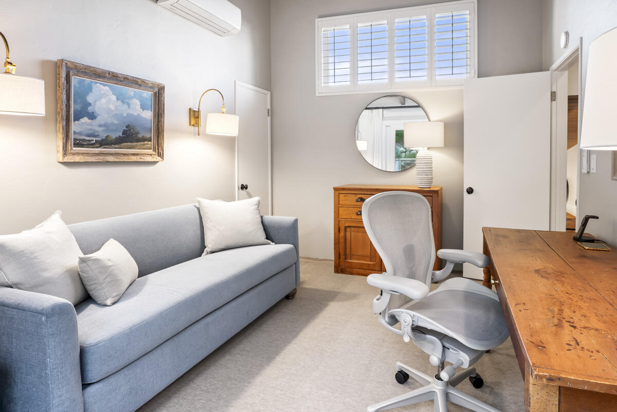 901 Cheltenham Road Santa Barbara, CA 93105 - Photo 20 of 27 a living room with furniture and a window