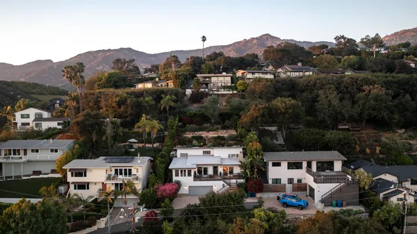 $7,900 | 901 Cheltenham Road, Santa Barbara, CA 93105