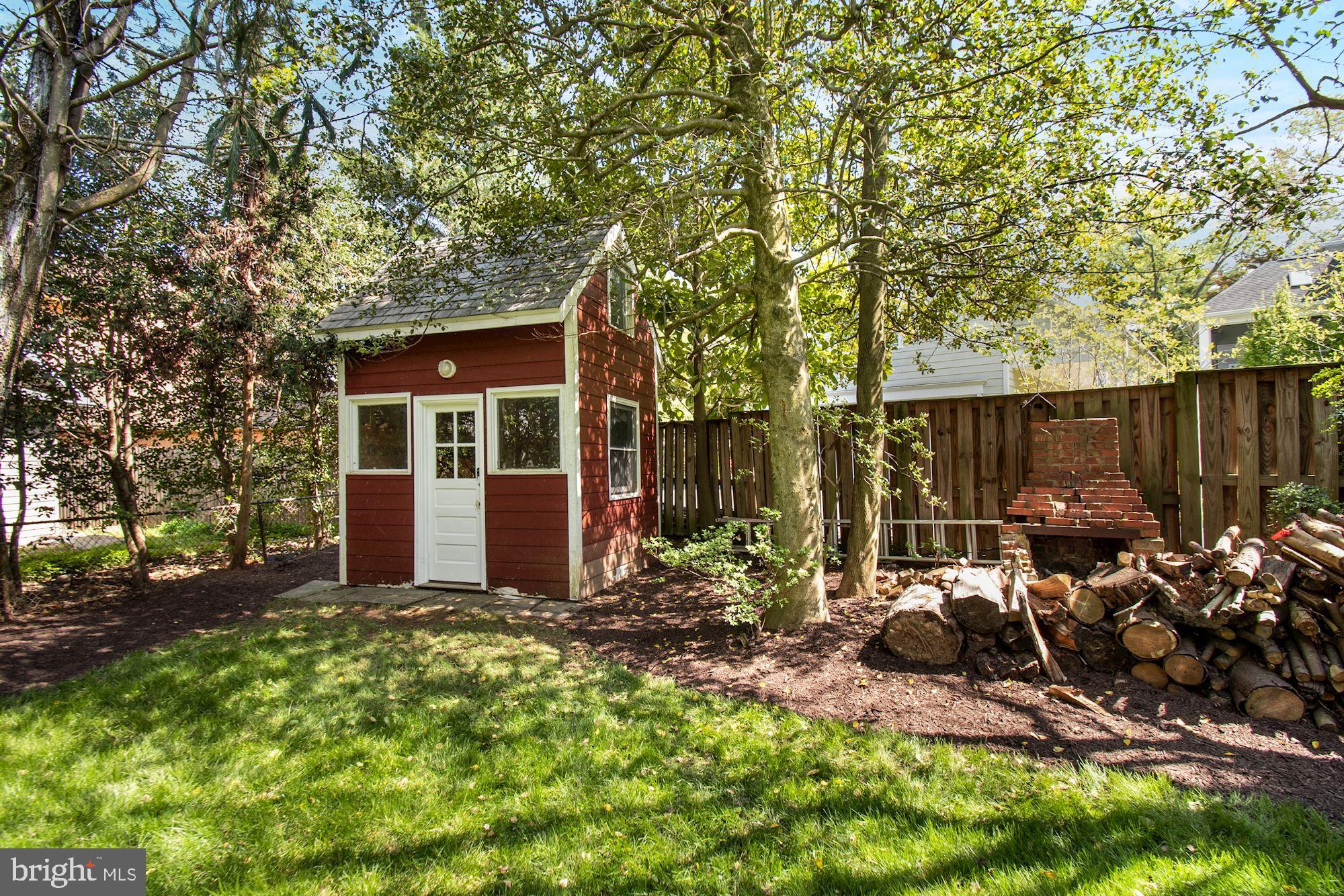 8007 Maple Ridge Road Bethesda, MD 20814 - Photo 15 of 32