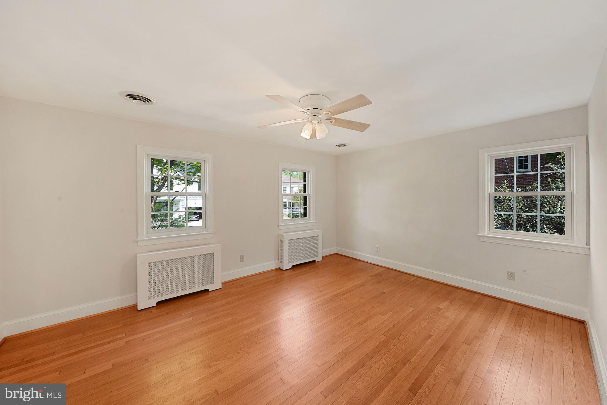 8007 Maple Ridge Road Bethesda, MD 20814 - Photo 29 of 32