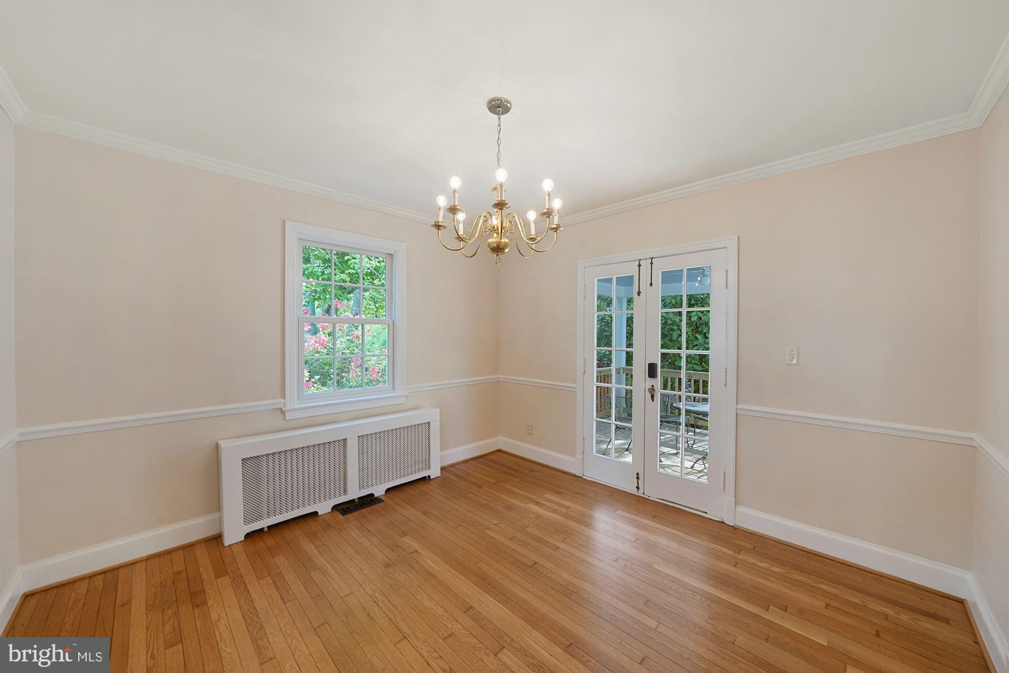 8007 Maple Ridge Road Bethesda, MD 20814 - Photo 6 of 32
