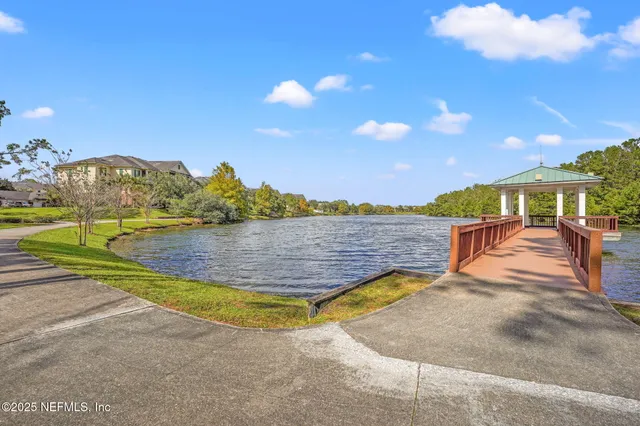 $184,000 | 785 Oakleaf Plantation Parkway, Unit 1413, Orange Park, FL 32065