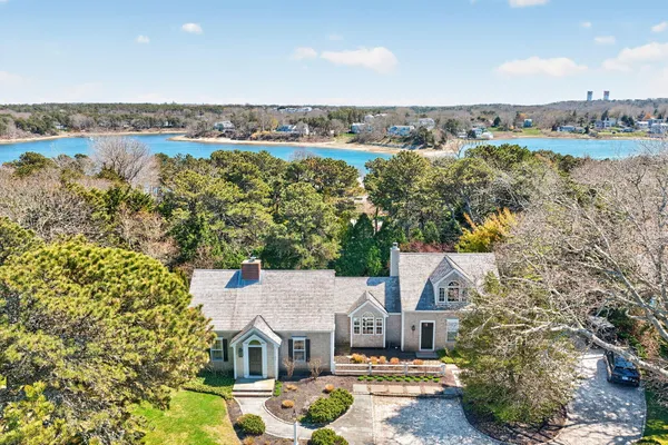 $2,800,000 | 266 Seapine Road, North Chatham, MA 02650