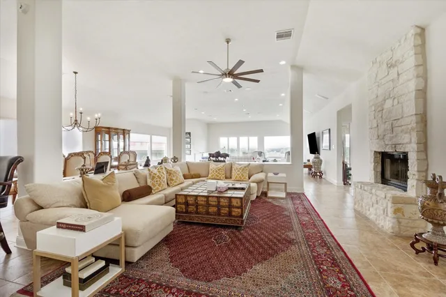 $8,400,000 | 4008 Farm To Market Road 949, Sealy, TX 77474