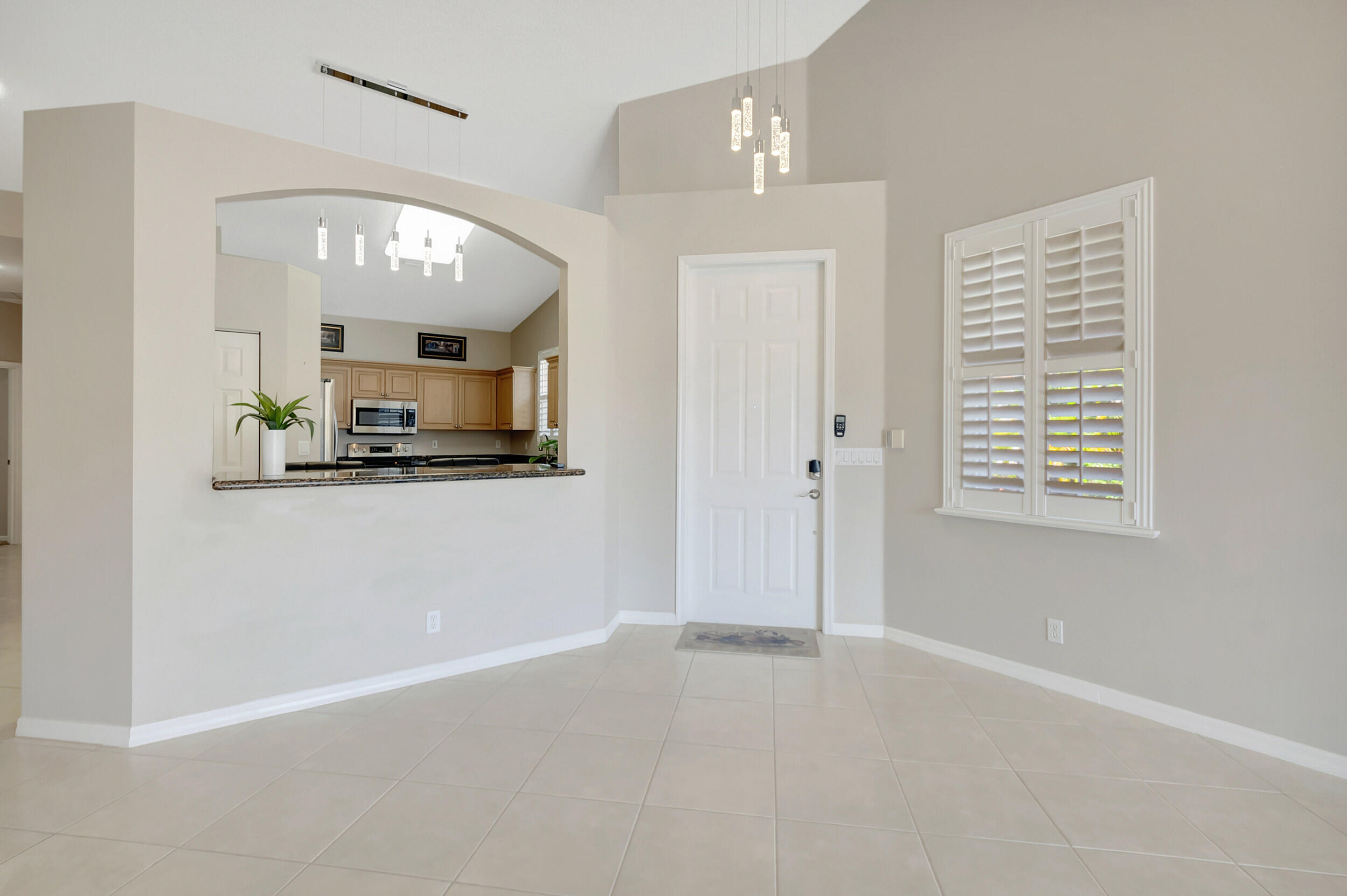 15256 Ixora Road Delray Beach, FL 33484 - Photo 5 of 35 FRONT ENTRY
