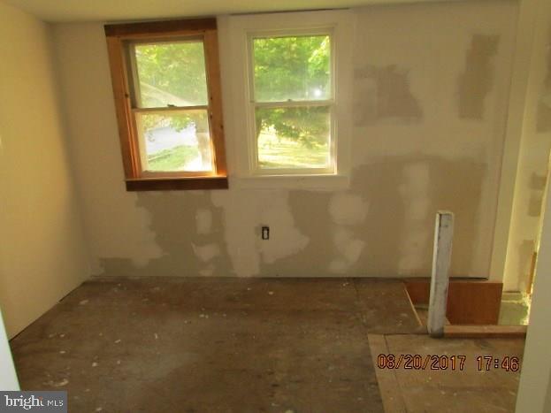 237 East Main Street Tuckerton, NJ 08087 - Photo 12 of 20 Gallery Image 12