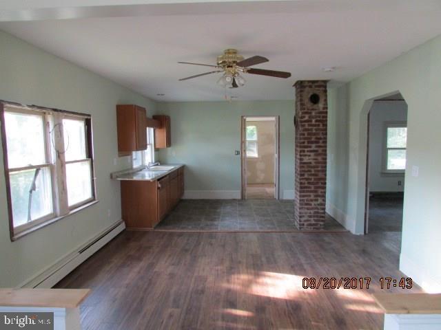 237 East Main Street Tuckerton, NJ 08087 - Photo 3 of 20 Gallery Image 3
