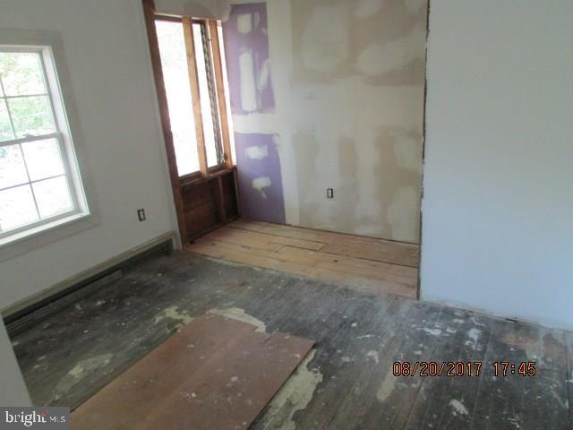 237 East Main Street Tuckerton, NJ 08087 - Photo 10 of 20 Gallery Image 10