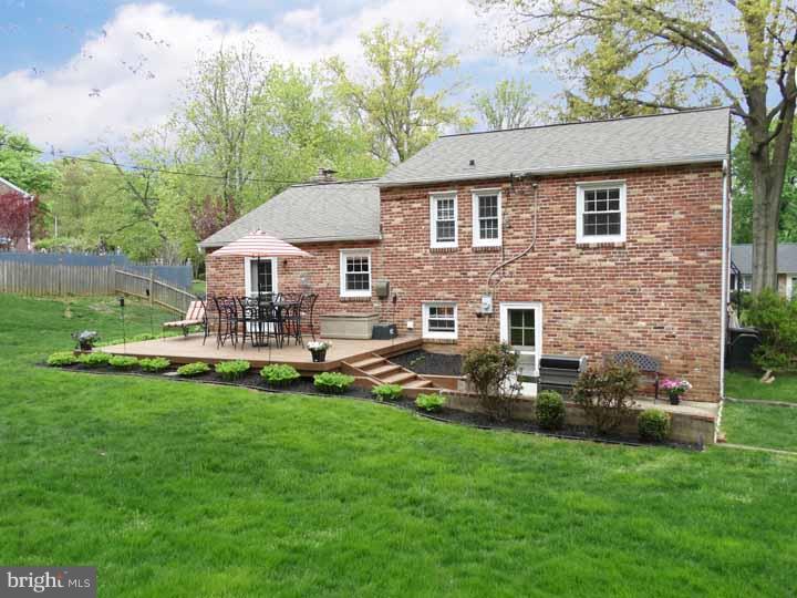 320 Spencer Road Devon, PA 19333 - Photo 22 of 25 Exterior Back