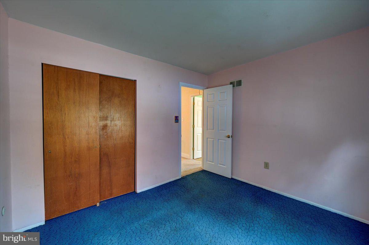 155 Woodstream Road Marcus Hook, PA 19061 - Photo 23 of 39 Gallery Image 23