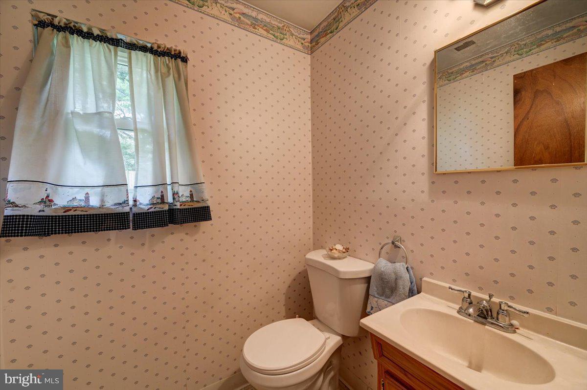 155 Woodstream Road Marcus Hook, PA 19061 - Photo 32 of 39 Gallery Image 32