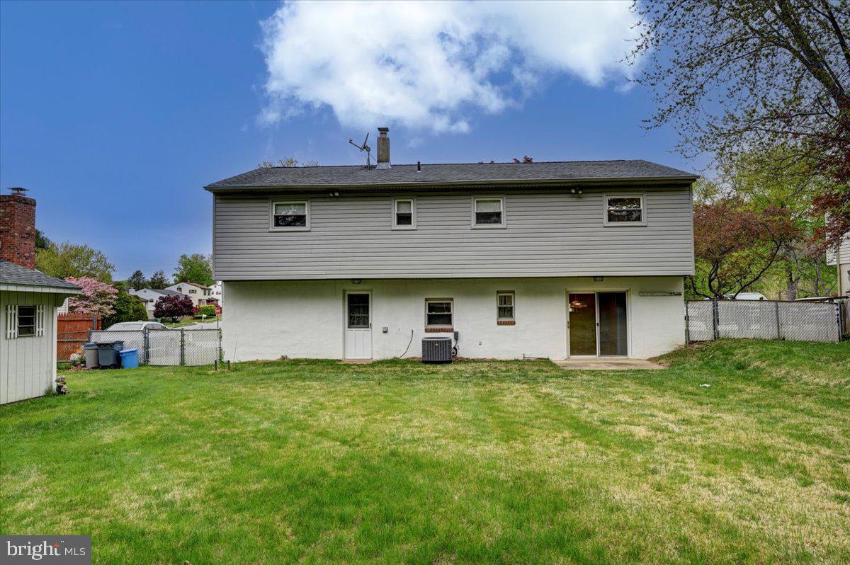 155 Woodstream Road Marcus Hook, PA 19061 - Photo 38 of 39 Gallery Image 38