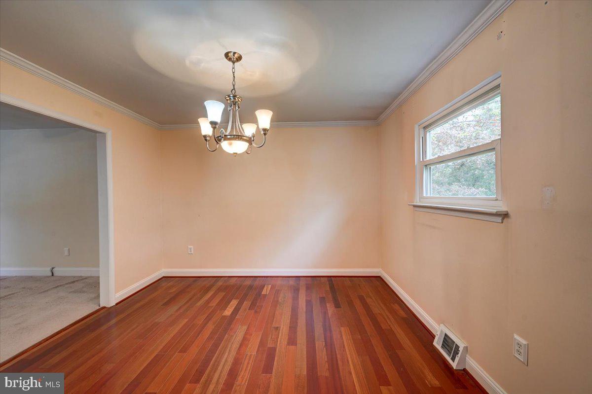155 Woodstream Road Marcus Hook, PA 19061 - Photo 8 of 39 Gallery Image 8