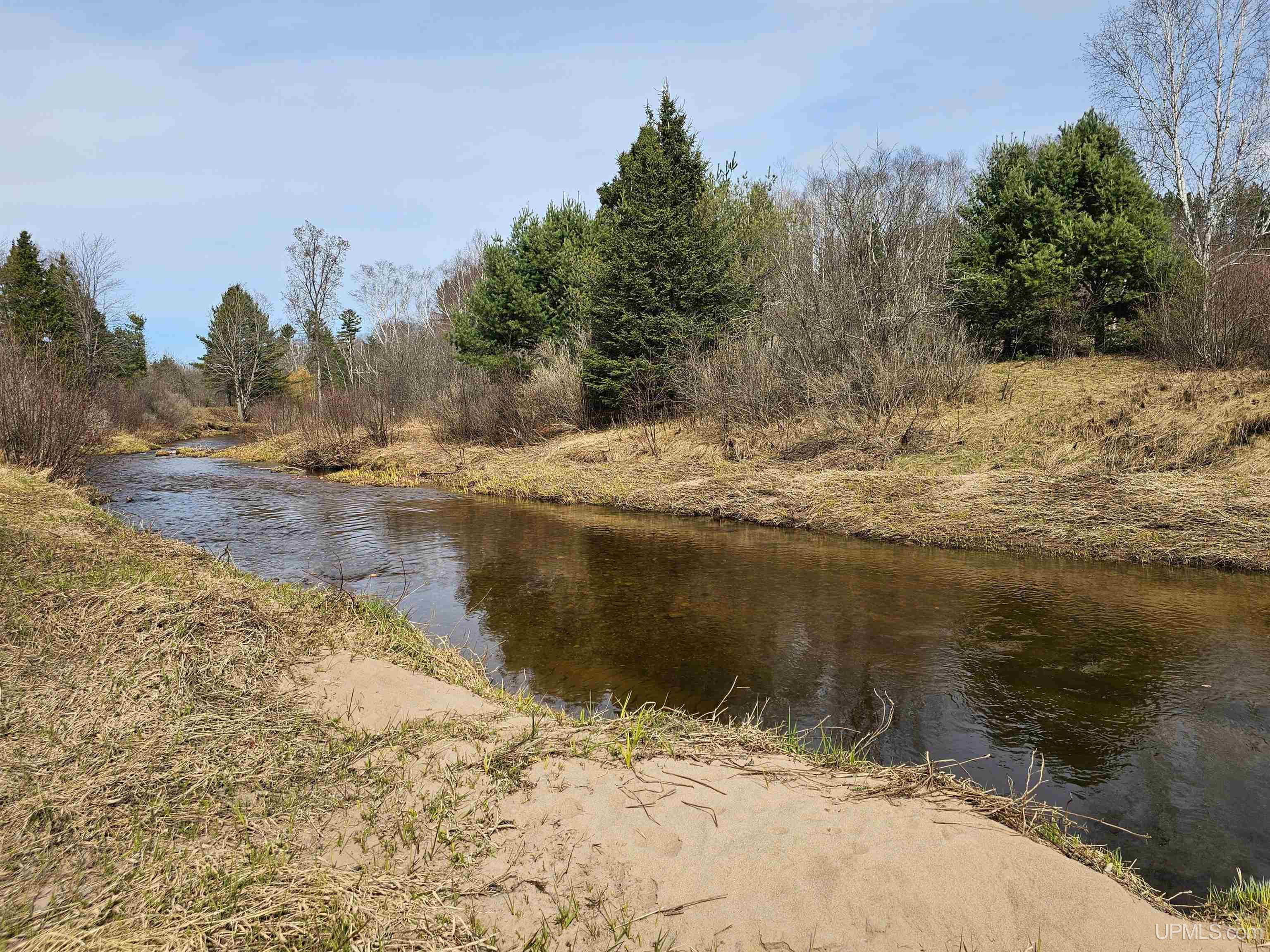 22109 River Trails Road Houghton, MI 49931 - Photo 8 of 28