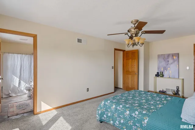 $395,000 | 306 13th Avenue, De Witt, IA 52742